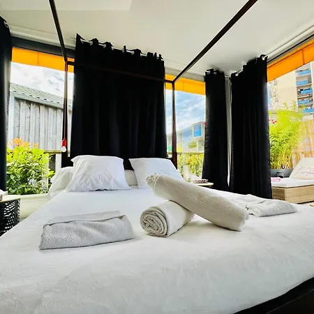 Loft Atypique13om2-salon De 40m2, Rooftop Et Patio Couvert Dep Tardif 13h-pkg Gratuit Prive Sur Place ,clim شقة *